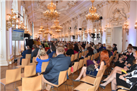 Rudolf Gallery filled with an audience